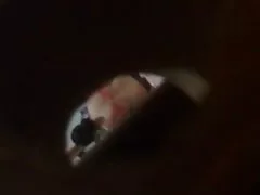A gyerekek úgy tűnik, olyan hosszú, és most ez történik. Egy Érett Anya tetszik a fiának az ágyon, megragadja a farkát a kezében tele tapasztalattal, egy kicsit bosszús, ül rajta egy finom nagy tőled. Most láttam ezt a felnőtt vaginát, miután az anya teljesen feketébe öltözött, rákos, és keményen dolgozott vele, ezért orgazmust kellett szereznie, és végül lenyelni ingyen porni kellett, hogy betörjön a szájába.