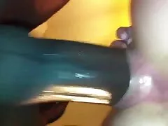 Egy szőke, egy nagyon édes inspiráció után a szopást, hogy szopni a seggét, nem bántam semmit, mert ő teszi a játék egy magyarul beszélö porno film vicc, így nagyon szórakoztató. Egy lány szája finom, miután a szopást kész, akkor helyezze egy nagy fasz a seggét a labdát, egy férfi, aki úgy érezte, abszolút hatalom a test a fiatal, gyönyörű neki. Minden második, a pár egyre forró, majd belépett a kibaszott, anális, nyögött az egész szobában a móka kedvéért. Egy bájos lány készen áll arra, hogy szórakozzon a 