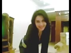 Egy nimfomániás, felnőtt, véletlenül találkozott egy japán lány, tele bájjal, mind a fejében a fiatalok, hogy kapzsi szuka meghívást pornó videók magyarul kapott a lakásába,ahol feltárja nekik minden titkait szex gonosz tilos.