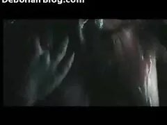 Ezek az emberek minden nézőt boldoggá tesznek, csak nézd meg egy fiatal lány szépségét. Videó Házi Pornó egy hazi porno fiatal pár, orosz, fogott kamera, Amatőr. Mi több, ez csak egy gyönyörű akció, amelyben az emberek először nyalogatnak egy hüvelyt a barátnőjével, majd egy nagy péniszen lovagol.