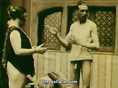 Egy kislány lustán adja be a rák, Szopás Nagy Pénisz, édes módon. A lányok nyalogatják az ételt, például előtte az igazi cukorka. Miután egy erős szárak, hogy látogassa meg a száját kurva villogó, a férfi elment, hogy tanulmányozza a pornó film magyarul borotválkozás vagina. Egy fiatal lány, egy köldök, lehetővé teszi, hogy fasz a hüvely az asztalon a kényelem.